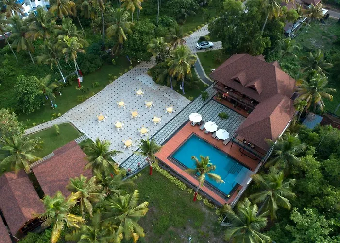 Maliekal Heritance Cherai Beach Cochin