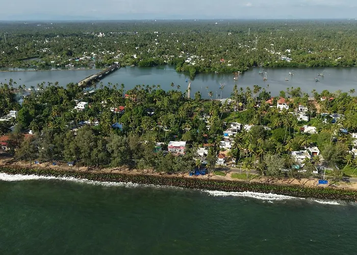 Palm Beach View Resort Cherai